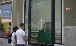 Tophane’deki Mezarlık Şaşırtıyor