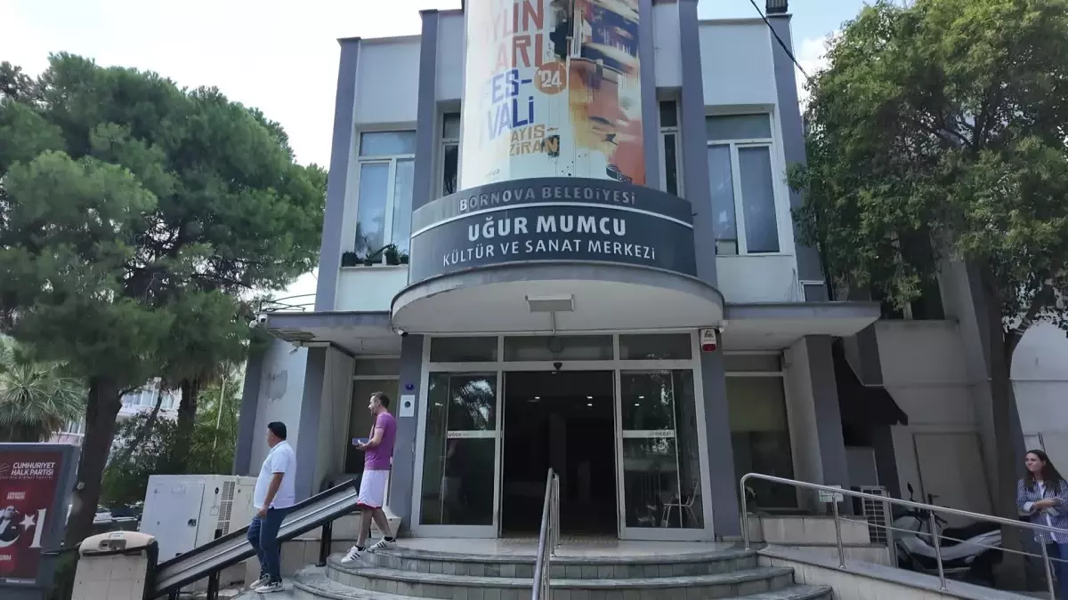 Fatma Akgün’ün ‘Doğa ve Renkler’ Sergisi Bornova’da Açıldı