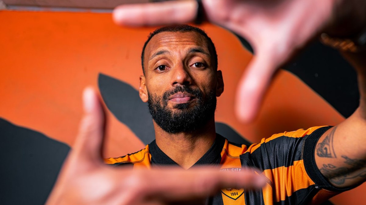 Hull City, Joao Pedro’yu kadrosuna kattı