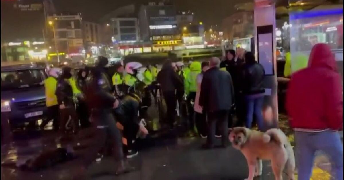 Çekmeköy’de polis otosuna çarpan sürücünün yakınları polise saldırdı